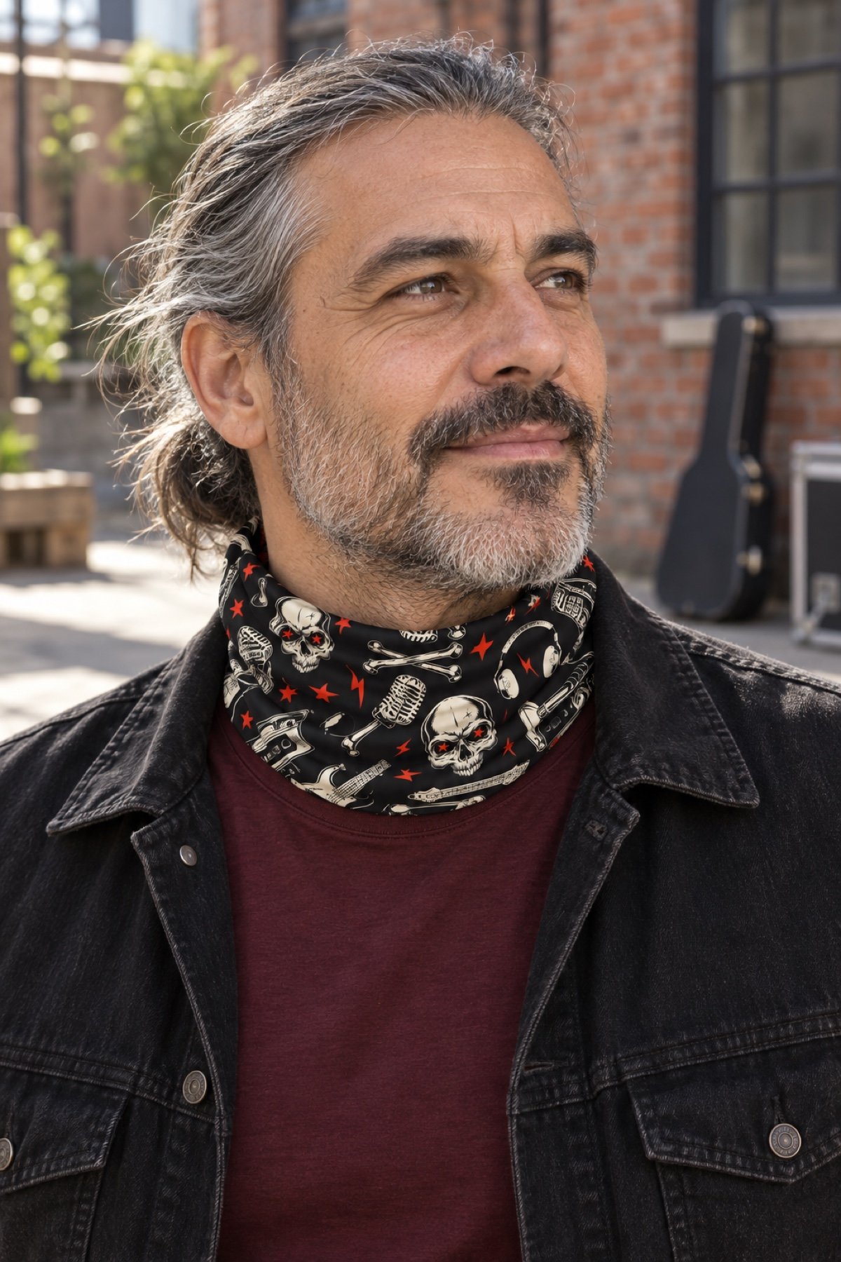 NIGHT CAMO PIRATE AND PARROT BANDANA - Görsel 3